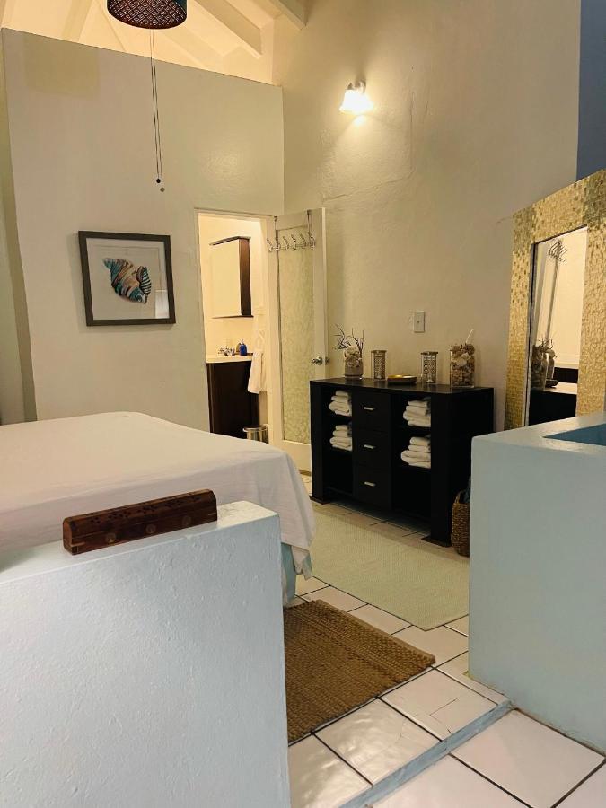 Crown Lotus Apartment Christiansted Exterior photo